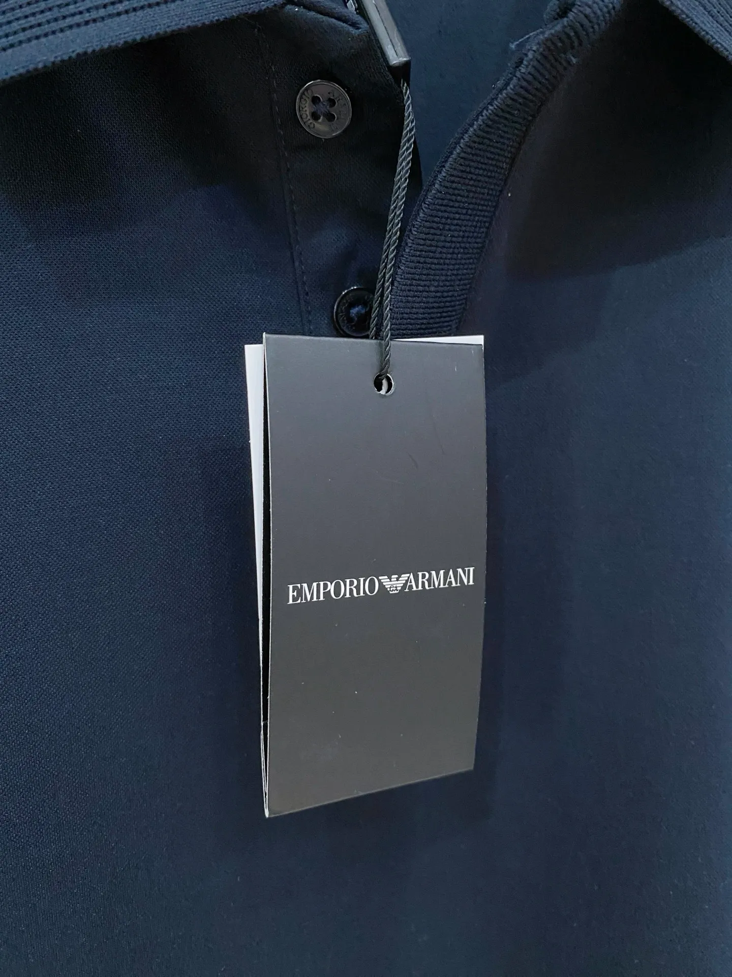 Armani Breathable ， ， 、 、Navy Blue、 。 ， ， 。 Sizes：M-4XL